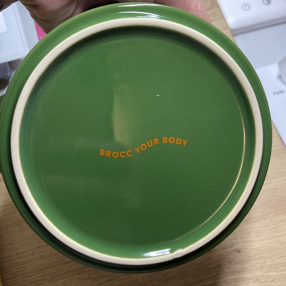 New in box Brocc your Body Mini round ceramic cocotte set - Picture 7 of 12